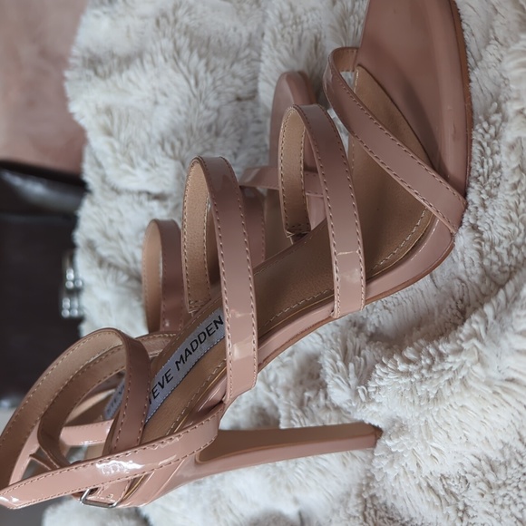 Steve Madden blush pink ankle strap Heels - Picture 5 of 8